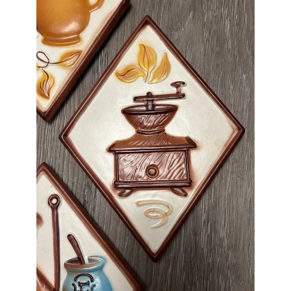 Vintage Lefton Ceramic Wall Plaques Set 4 Coffee Grinder Pot Kitchen Japan 60s
